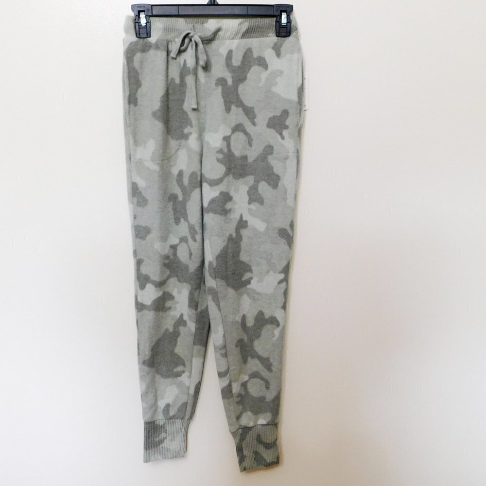 JR393 Hippie Rose Seagrass Green Juniors' Camo Cozy Knit Jogger Pants Size XS